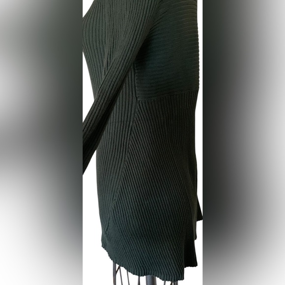 Style&co Petite Medium Dark Ivy Ribbed Pullover Sweater - Picture 2 of 3